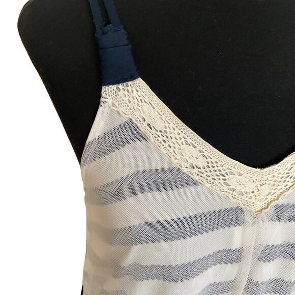 XHILARATION Woman's Racer back Tank Size M Navy Blue with Lace Overlay Front - Picture 6 of 12